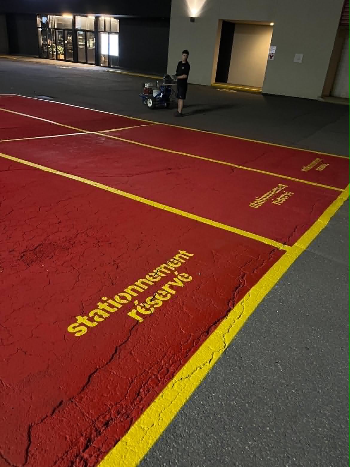Réalisation Asphalte Nordique — Marquage routier à Québec